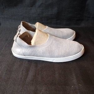 Dearfoams Women's Sport Foam Elastic LaceSlip On Sneaker 9